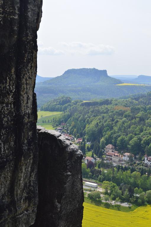 Haus Elbgluck Hotel Pirna Esterno foto